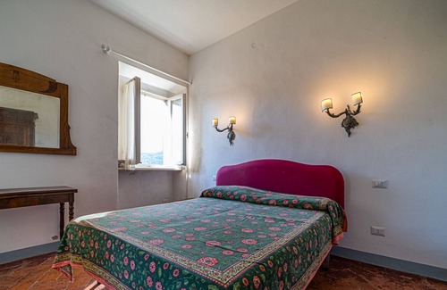 Portoferraio Old Town Apartment | Two-room apartment in the Heart of Portoferraio