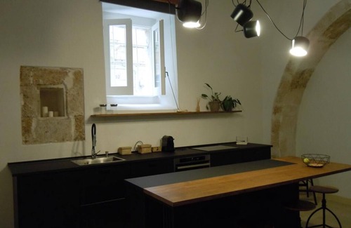 Eastern Sicily Apartment | Two-room apartment in historic center of (ortigia) air-conditioned - wifi