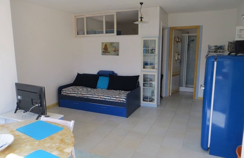 Santa Teresa di Gallura House | TWO-ROOM APARTMENT - FREE ON FOUR SIDES 600 m from the sea - Rena Majore (S. Teresa)