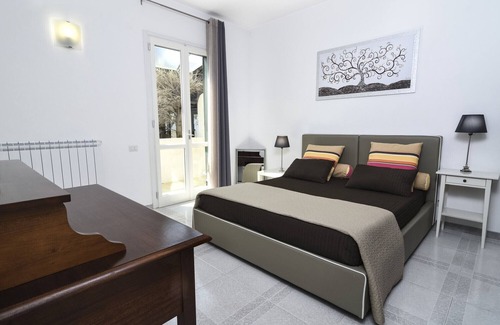 San Cataldo Bed & Breakfast | TWO-ROOM APARTMENT FOR 3-6 PEOPLE 400 METERS FROM THE SEA