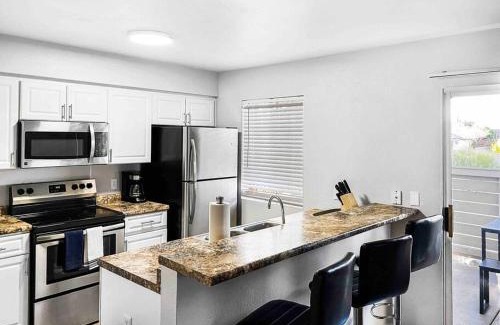 Tucson Apartment | Two Story 4 BR with Private Patio Views