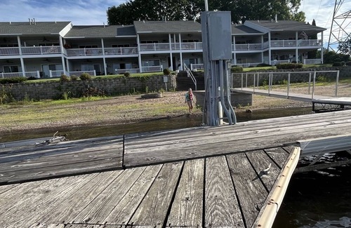 Wabasha Condo | Two story condo w/ boat slip; shot walk to downtown