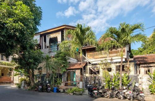 Taman Griya House | TwoSpaces Living at Bunga Desa, Jimbaran
