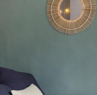 Centre Apartment | Ty Color's