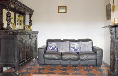 Pont Yates House | Ty-Gwyn