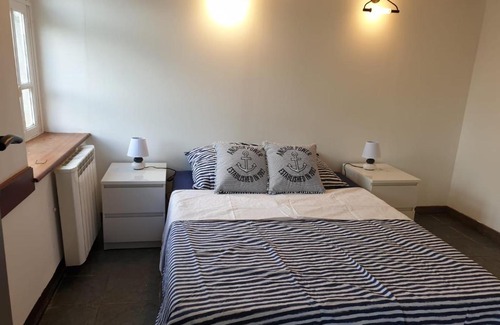 Hopital-Camfrout Apartment | Ty Keramor