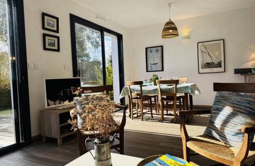 La Trinite-sur-Mer Villa | Ty Kerbihan, confortable maison au calme, 200m plage