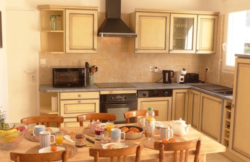 Locmariaquer Ski Chalet | Ty Kerigan, 3* house near the beach - Locmariaquer