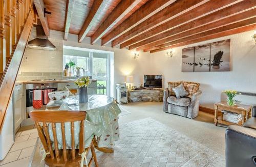 Gowerton House | Ty Llaethdy - Oac