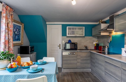 Locquirec House | Ty-Rozen by Interhome