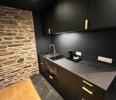 Thabor - Saint-Helier Apartment | Ty Thabor - Maison Centre ville au calme 4 pers