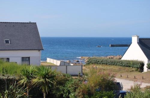 Plouescat House | Ty wezenn MAISON à 30 m de la mer, location du samedi au samedi