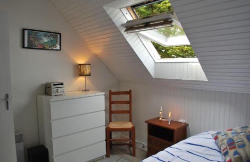 Plouescat House | Ty wezenn MAISON à 30 m de la mer, location du samedi au samedi