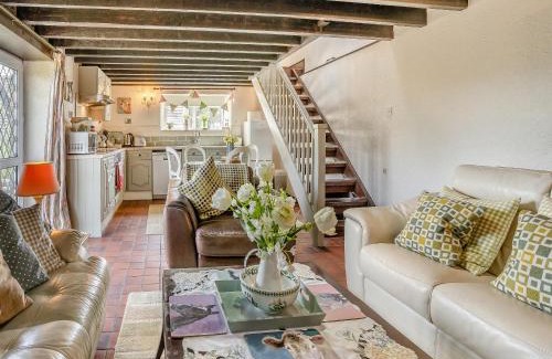 Gowerton House | Ty Ysgubor - Jyz