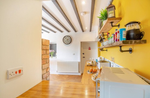Llysfaen House | Tyddyn Elidir - Three Bedroom House, Sleeps 6