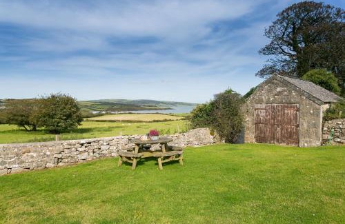 Moelfre House | Tyn Lon