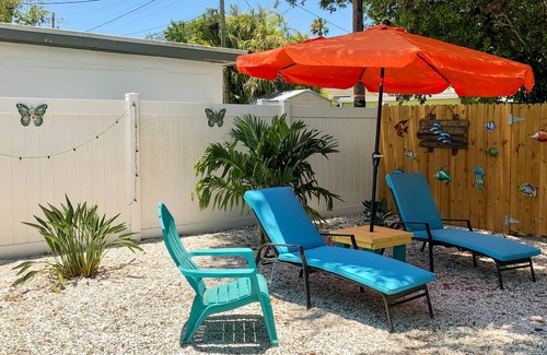 Gulfport House | Tyn & Marty's Old-Fashioned Beach Cottage