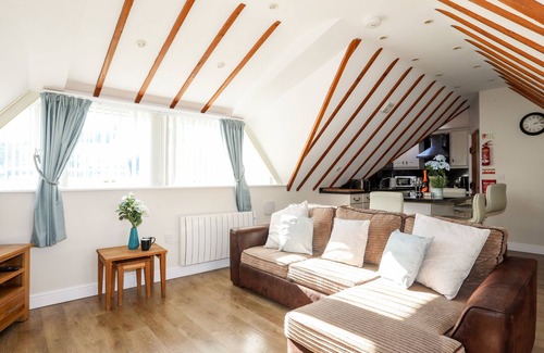 Trearddur Bay Cottage | TYN TOWYN - TY MELYN, country holiday cottage in Trearddur Bay