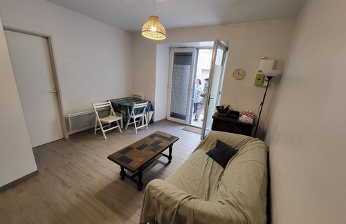 Saint-Jean-du-Gard Apartment | Type 2 ground floor apartment