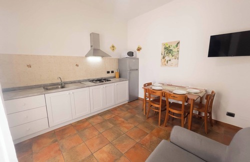 Alcamo Marina House | Typical house 150 meters from the sea wi fi car rental