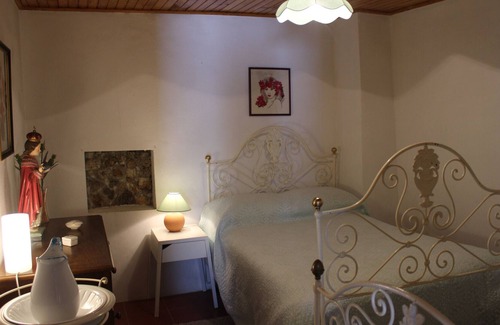 Provesende Cottage | Typical house of the Douro Wineyard Region in Sabrosa, by iZiBookings