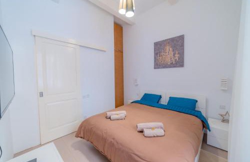Floriana House | Typical Maltese town house just outside Valletta
