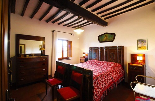 Corchiano Villa | Typical villa with pigeon house known as “piccionaia” 2 km from Marciano della Chiana, in a hilly an