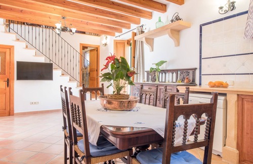 Sant Joan House | Typically Majorcan Villa “S'Era de Son Roig” with Garden, Pool & Wi-Fi