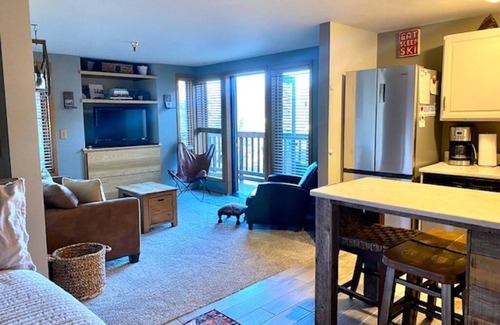 Four O'Clock Condo | Tyra SKI, HIKE IN & OUT - Mountain Views