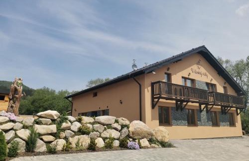 Izipovce House | U divokej včely