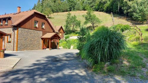 Hutisko-Solanec House | U Veselé lišky