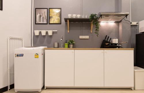Bang Na Apartment | U2 Large 2 Bedrooms 100m to BTS station