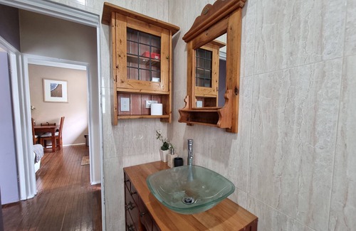 Cronulla Apartment | U2 Wanda Beach Cronulla, Cronulla Golf, Quiet refurbished unit
