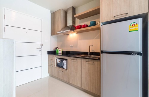 Patong Apartment | U606 - Convenient Patong apt for 3 ppl, pool & gym