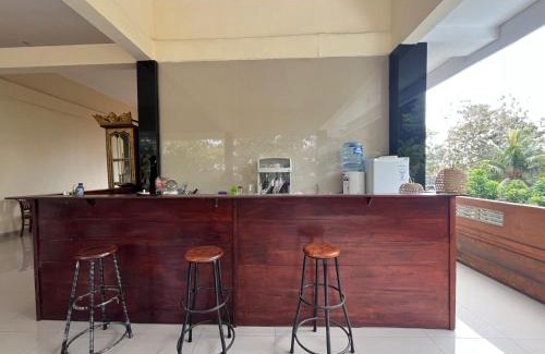 Batuan House | Ubud Suites Batuan near Tegenungan Waterfall