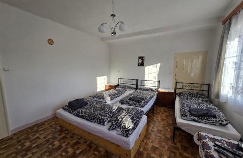 Velky Senov House | Ubytování Ráďa