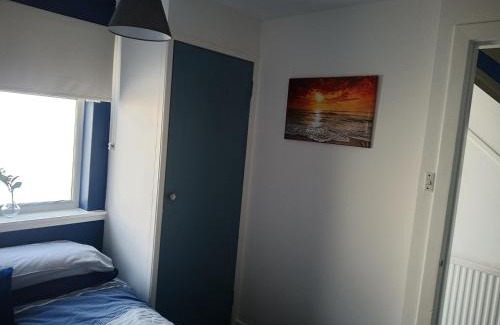 Anstruther House | Ugly Duckling, License number FI 00863 P