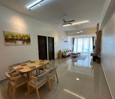 Sitiawan Apartment | Ulike Homestay-3Room-4 king Size Bed-The Venus
