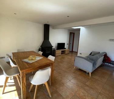 Ulldemolins Apartment | Ulldemolins Niuet