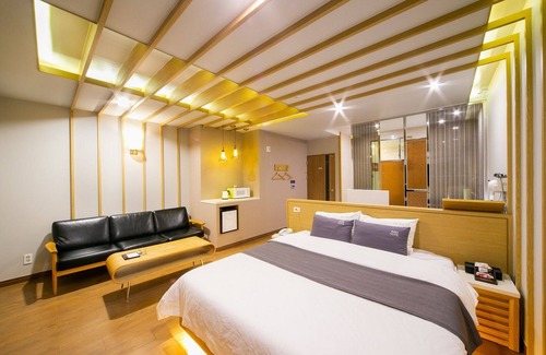 Ulsan Hotel | Ulsan Yeongnam Alps Into
