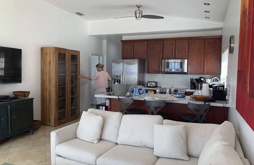 Seven Mile Beach Condo | Ultimate Beachfront Oceanfront Penthouse W Unbeatable Views!
