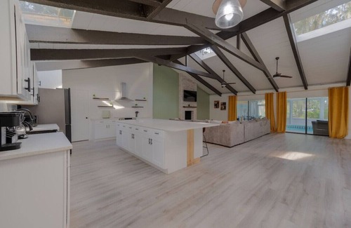 Kissimmee House | Ultimate Escape! Indoor Pool + Game Room + Theater