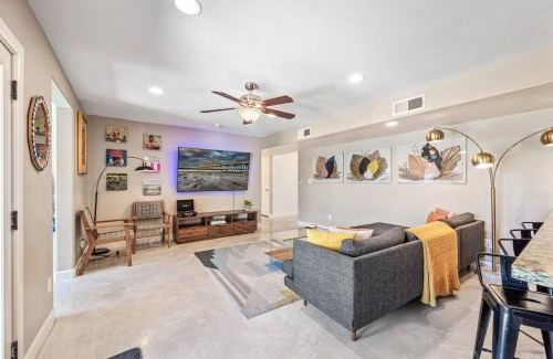 Raskin Estates House | Ultimate Family Getaway w Heated Pool & Themed Rooms