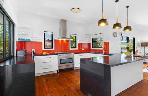 Carina House | Ultimate Family Retreat|Pet Friendly|Long Stays