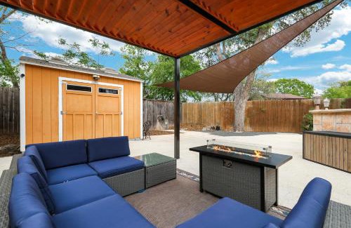 Wetmore House | Ultimate Getaway Game Room Bbq Fire Pit Office