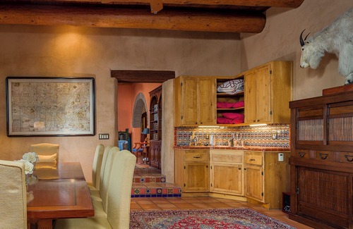 Twin Hills Estates House | Ultimate Mountain Privacy In The Saguaro National Park at Gates Pass.