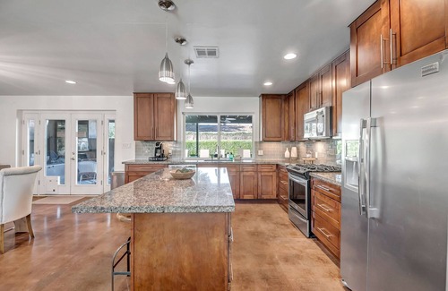 Scottsdale House | Ultimate Old Town Hangout | Pool, Putting Green & Lounge Spaces + Pets Welcome!