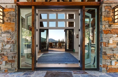 Park City House | Ultimate Ski-In Ski-Out Retreat with Hot Tub, Fireplace & Stunning Views