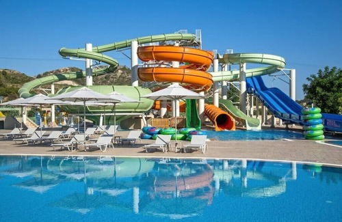 Faliraki Apartment | Ultra All Inclusive Resort Overlooking the Beach