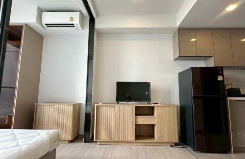 Rama 9 Apartment | Ultra luxury 1BR Condo MRT Asoke